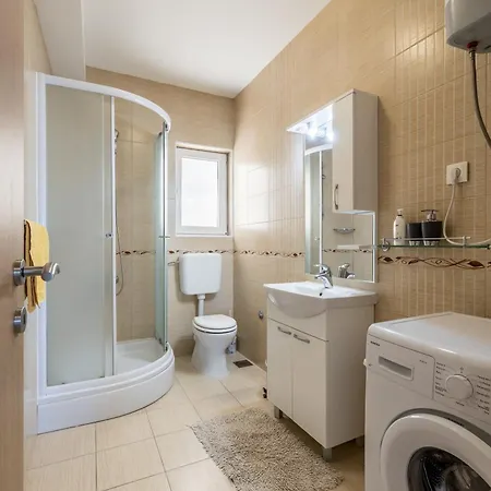 Casa Di Tenor * Split