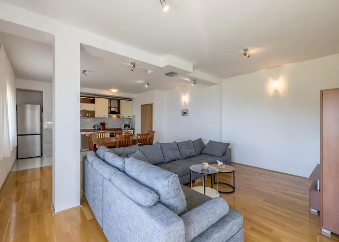 Casa Di Tenor Homestay